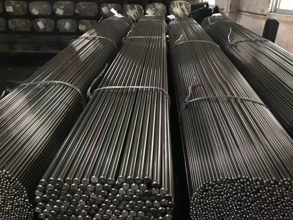 AISI 4130 cold drawn round steel