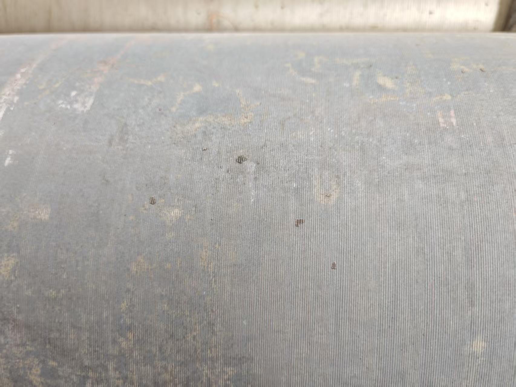 4140 Quenched and tempered surface after rough turned 4140 Quenched and tempered surface after rough turned